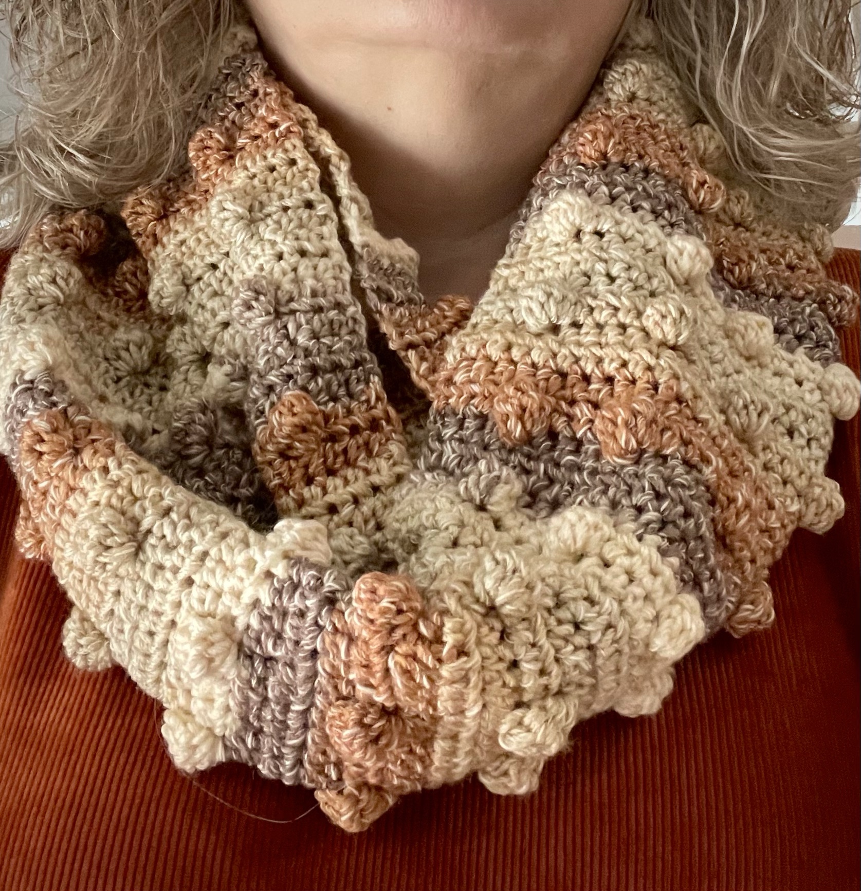 Vintage beige bobbly scarf made from crocheted cotton.